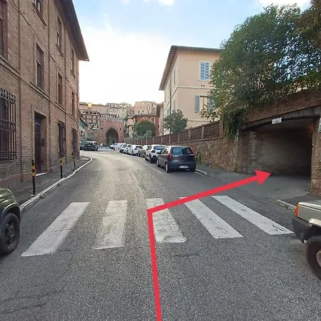 Firsthouse - Nel Centro Storico Con Parcheggio Gratuito Apartament