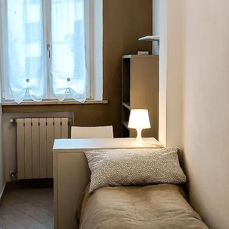 Апартаменти Firsthouse - Nel Centro Storico Con Parcheggio Gratuito