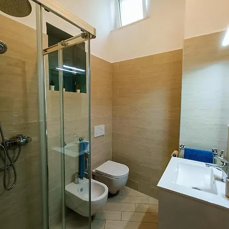 Firsthouse - Nel Centro Storico Con Parcheggio Gratuito Апартаменти Сієна